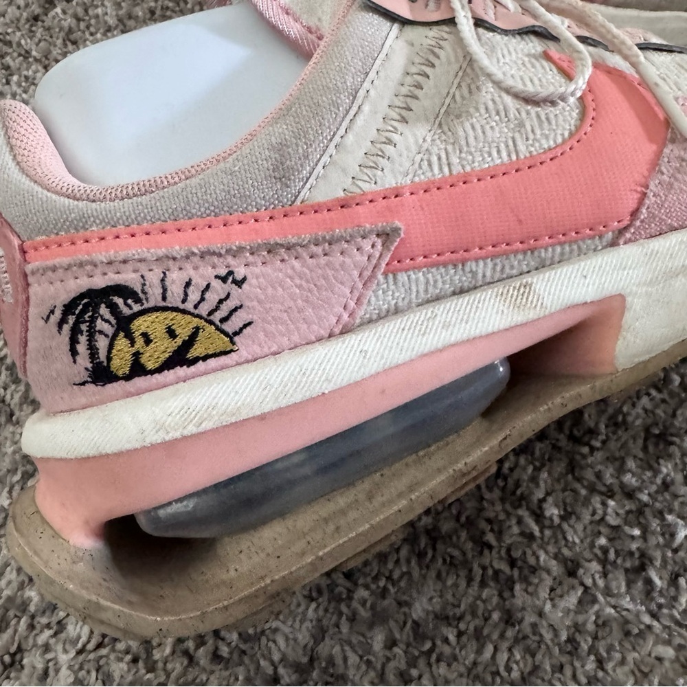 Nike Air Max Pre-Day Sun Club womans Size 7.5 - Picture 8 of 13